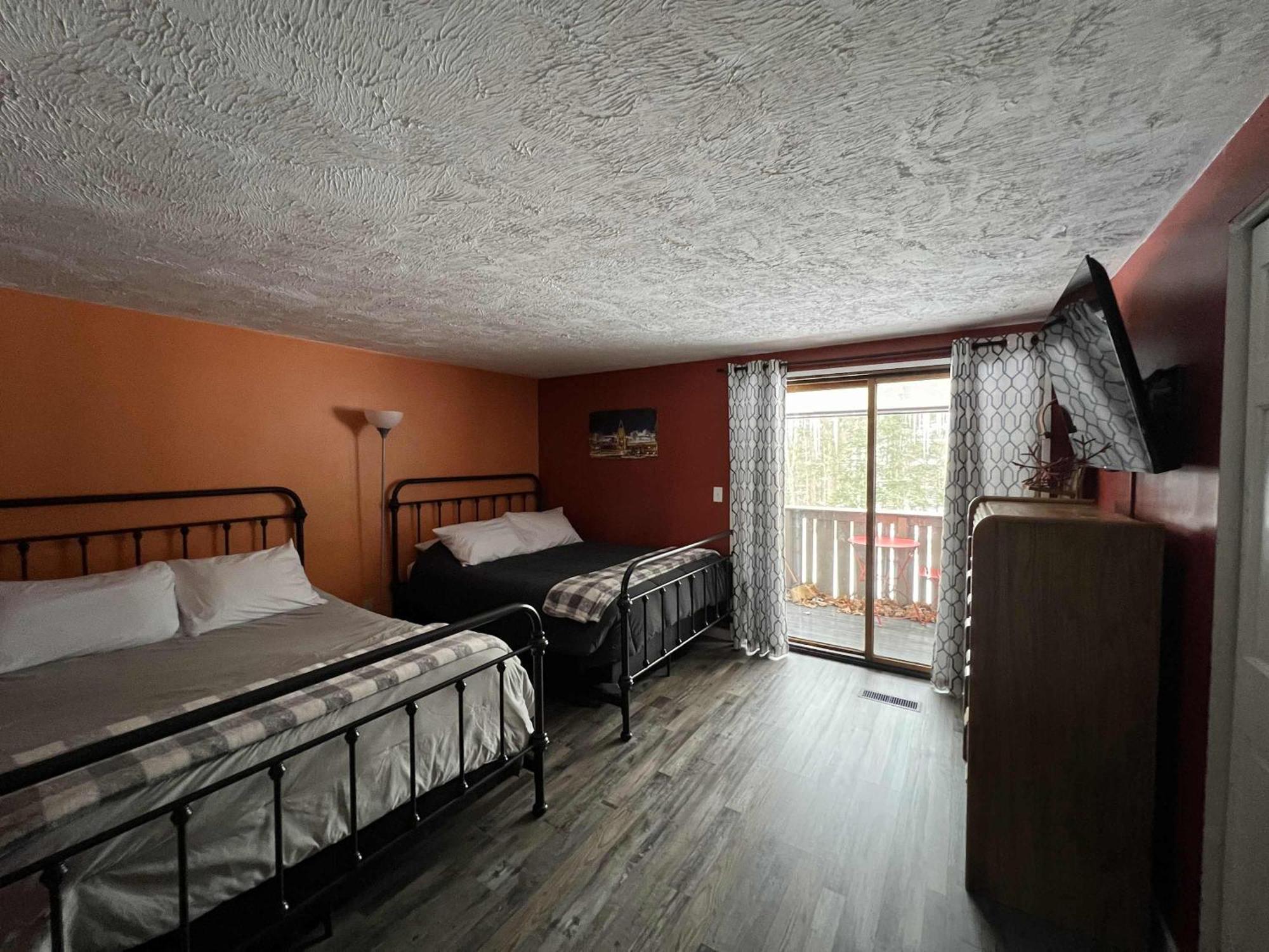 Boyne Mountain Condo -Sleeps 12 Boyne Falls Exterior photo