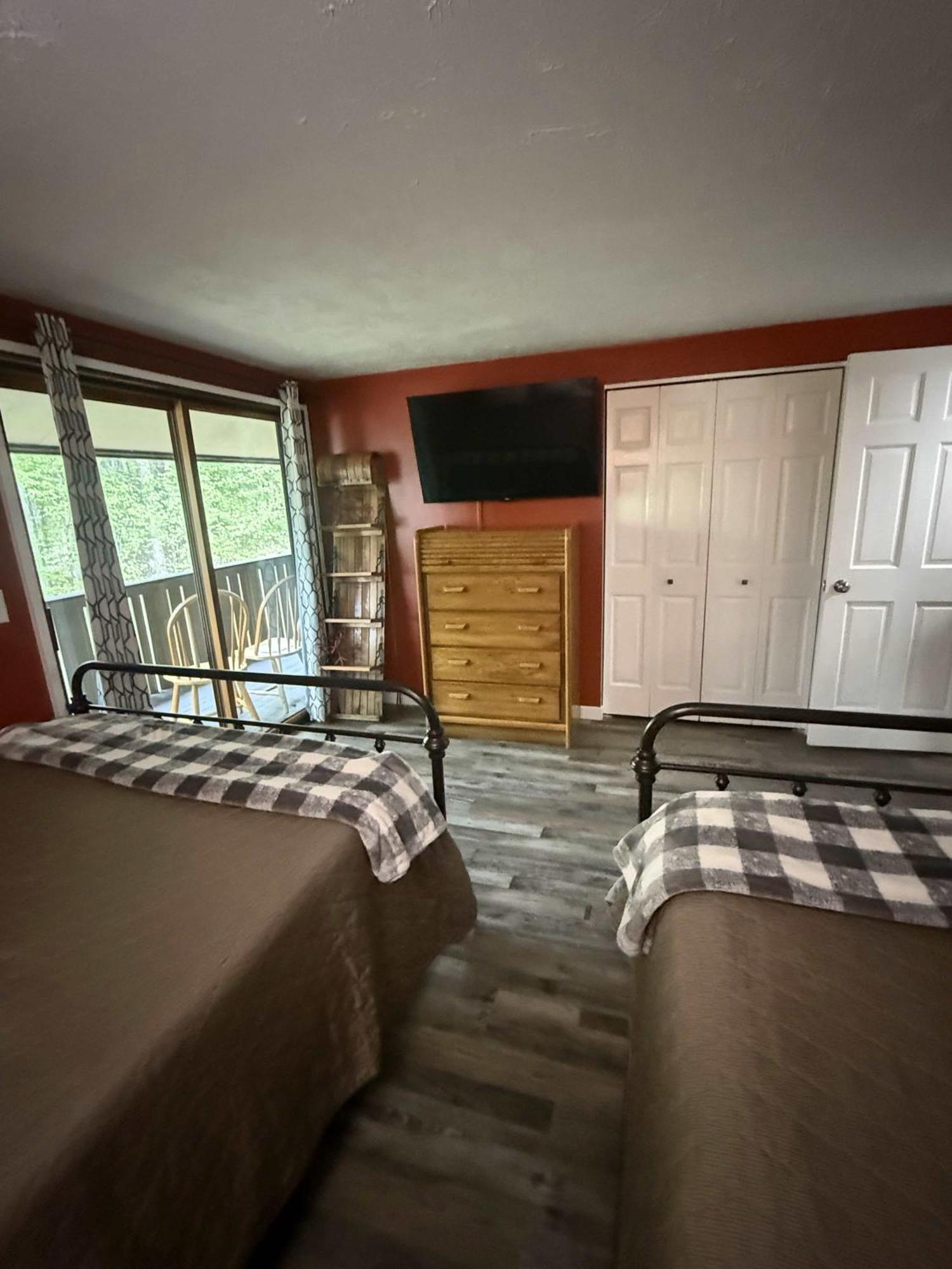 Boyne Mountain Condo -Sleeps 12 Boyne Falls Exterior photo